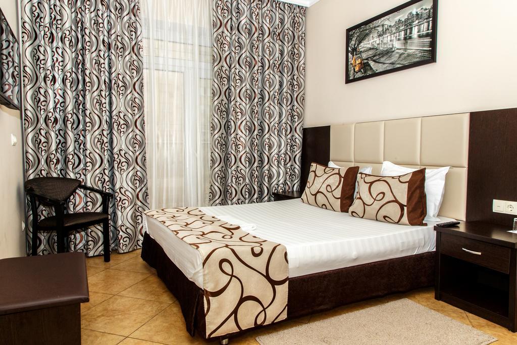 Hotel Marton Rokossovskogo Wolgograd Zimmer foto