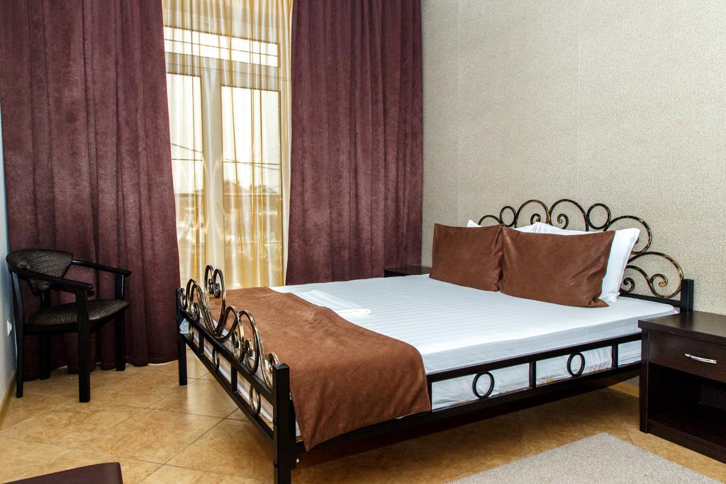 Hotel Marton Rokossovskogo Wolgograd Zimmer foto